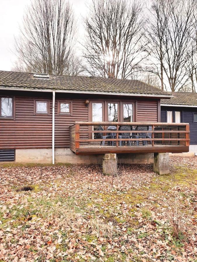 Familie Meys Chalets - Chalet 249 - La Boverie Rendeux Exterior photo
